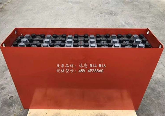 叉车蓄电池锻造工艺和吊装方法