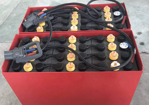 平板车蓄电池易于安装调试